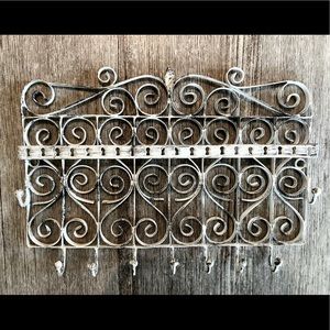 Rustic Wall Hanging Jewelry Organizer